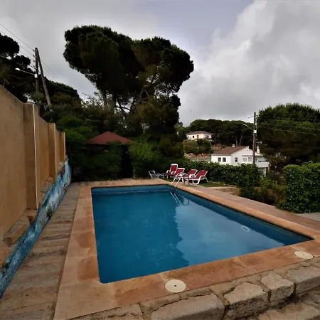 Villa Helen Villa